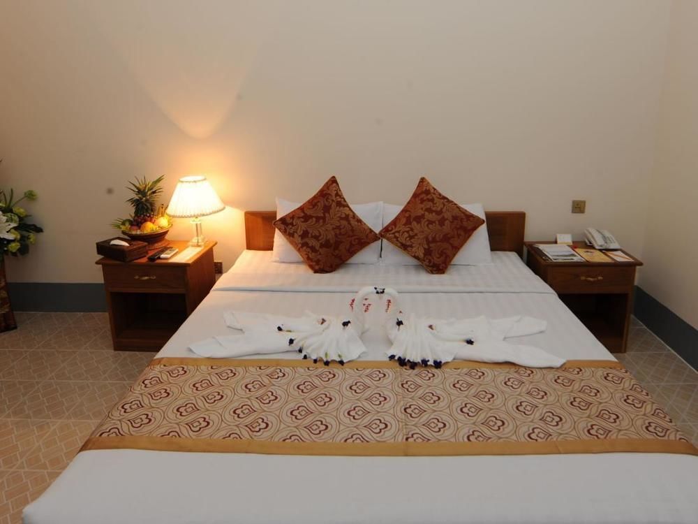 The Golden Lake Hotel Naypyidaw Екстер'єр фото