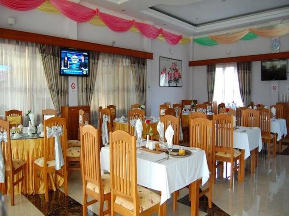 The Golden Lake Hotel Naypyidaw Екстер'єр фото